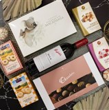 PENFOLDS BIN 8 LUXURY SWEET TREATS HAMPER